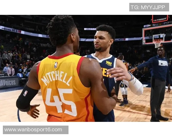 米切尔第三节伤退仅得15分2板2助球迷心痛不已遗憾难忍