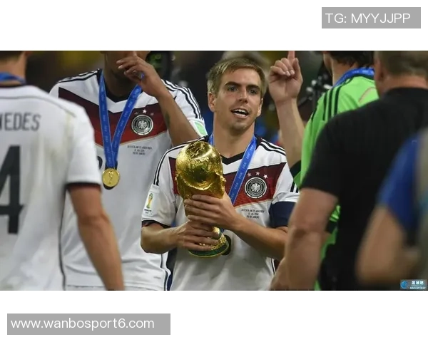 拜仁官方宣布拉姆荣获联邦功勋勋章展现足球公平竞赛精神